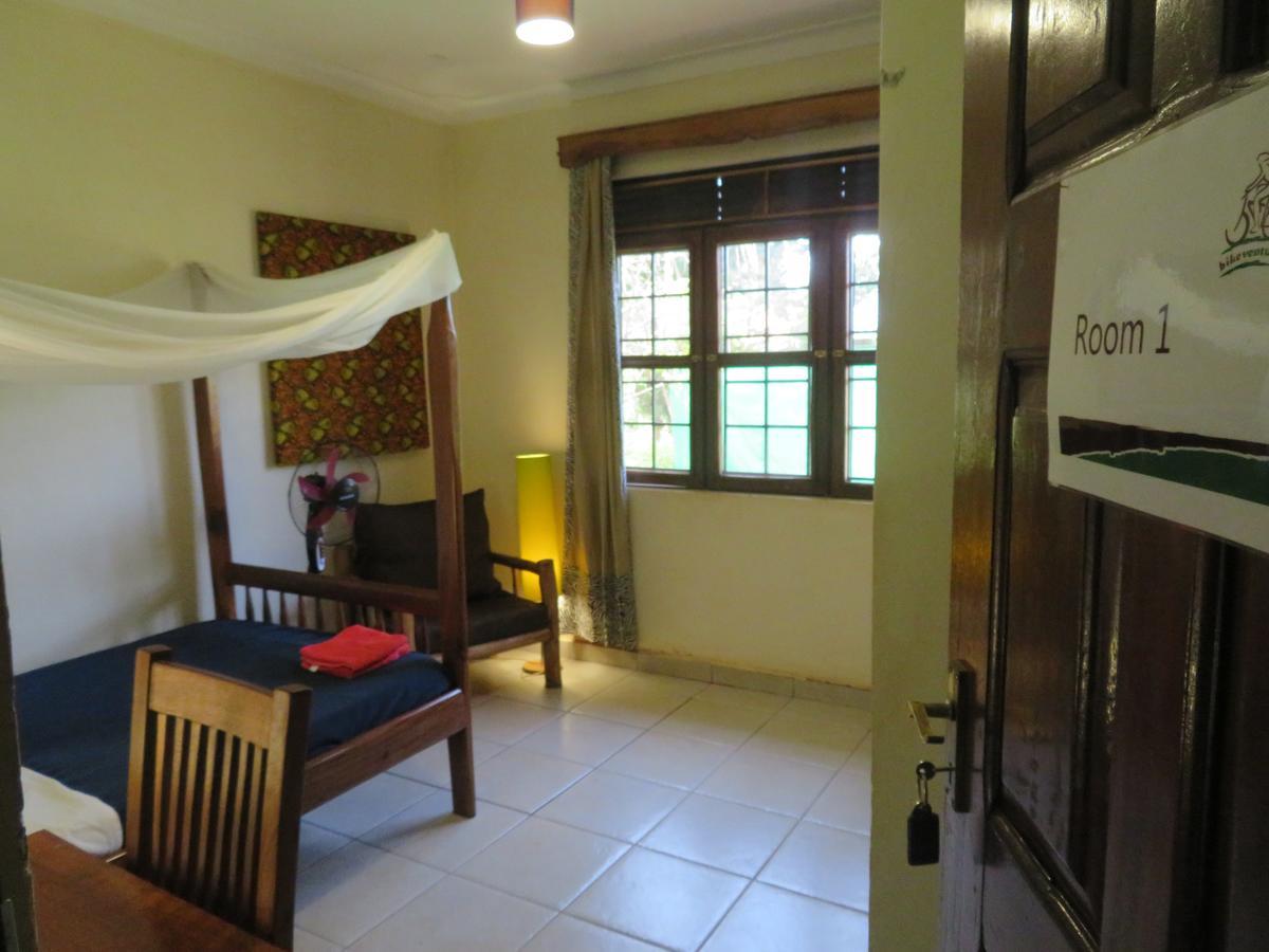 Bikeventures House Uganda Hotel Jinja Eksteriør billede